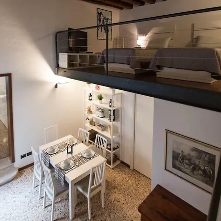 Appartamento A Due Passi Dal Duomo - Apt Padova