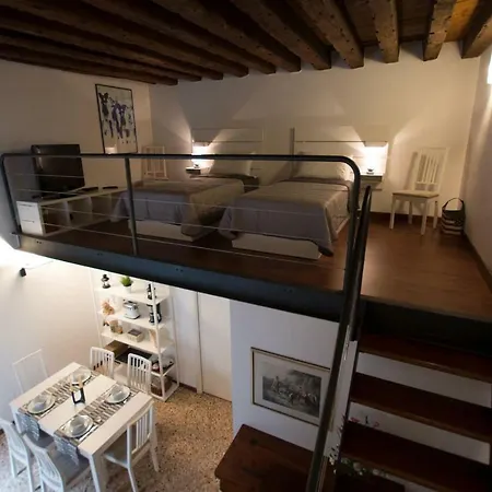 Appartamento A Due Passi Dal Duomo - Apt Padova