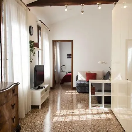 Appartamento A Due Passi Dal Duomo - Apt Padova